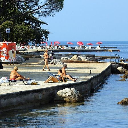 Apartments With A Parking Space Umag - 7110 Екстериор снимка